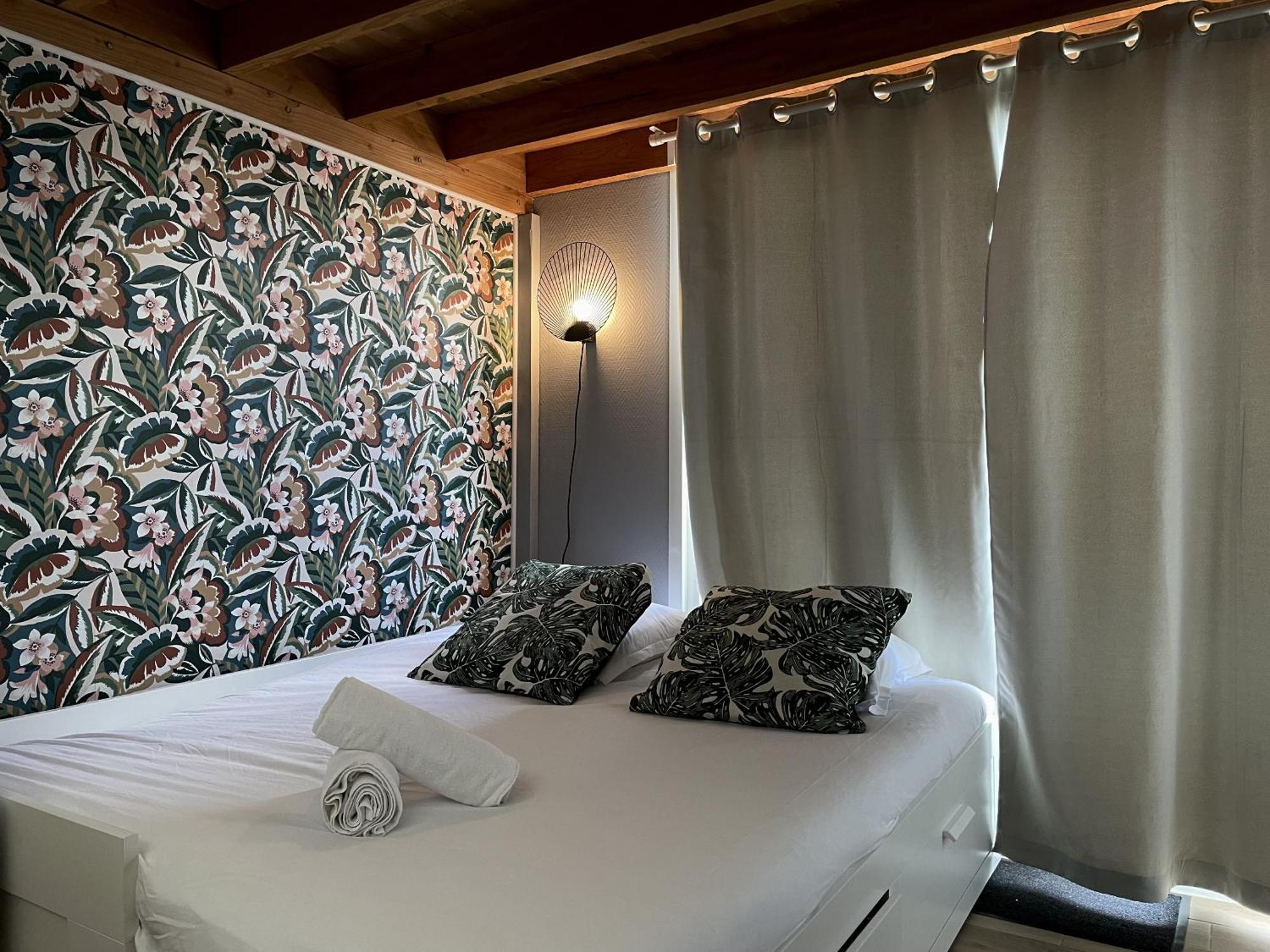 L'Aristide Apartment กาเลส์ ภายนอก รูปภาพ